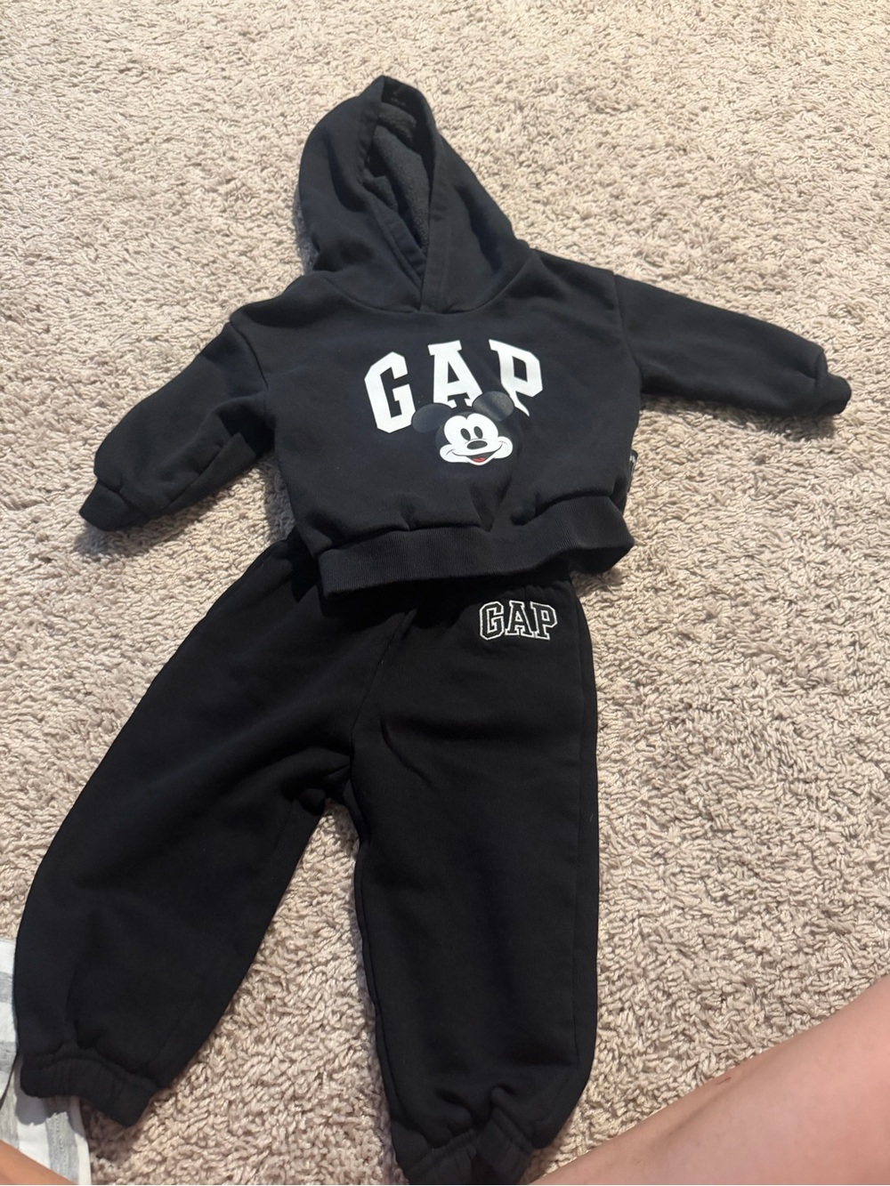 Toddler GAP Black Hoodie and Sweatpants Set with Mickey Graphic